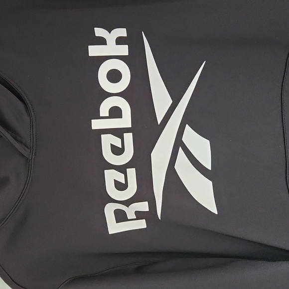 Reebok, Men's, Large, Black, w Kangaroo pouch in Front of Top also a Hood - Picture 2 of 10